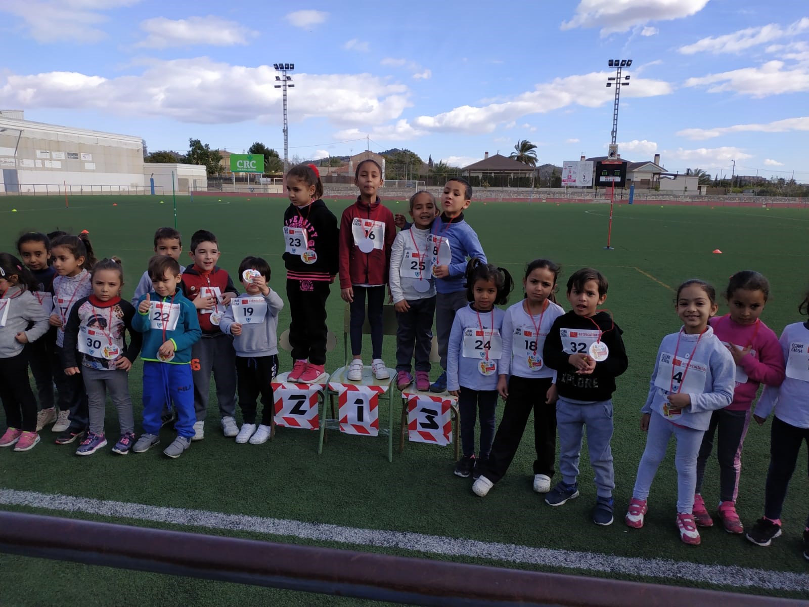 Los coles corren por La Luz de las Niñas