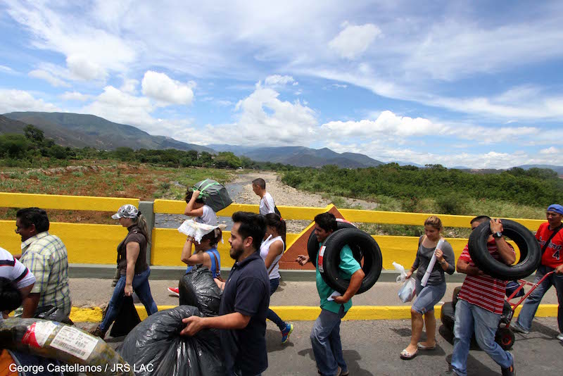 La realidad de las personas venezolanas refugiadas y forzadas a migrar exige el compromiso de la comunidad internacional