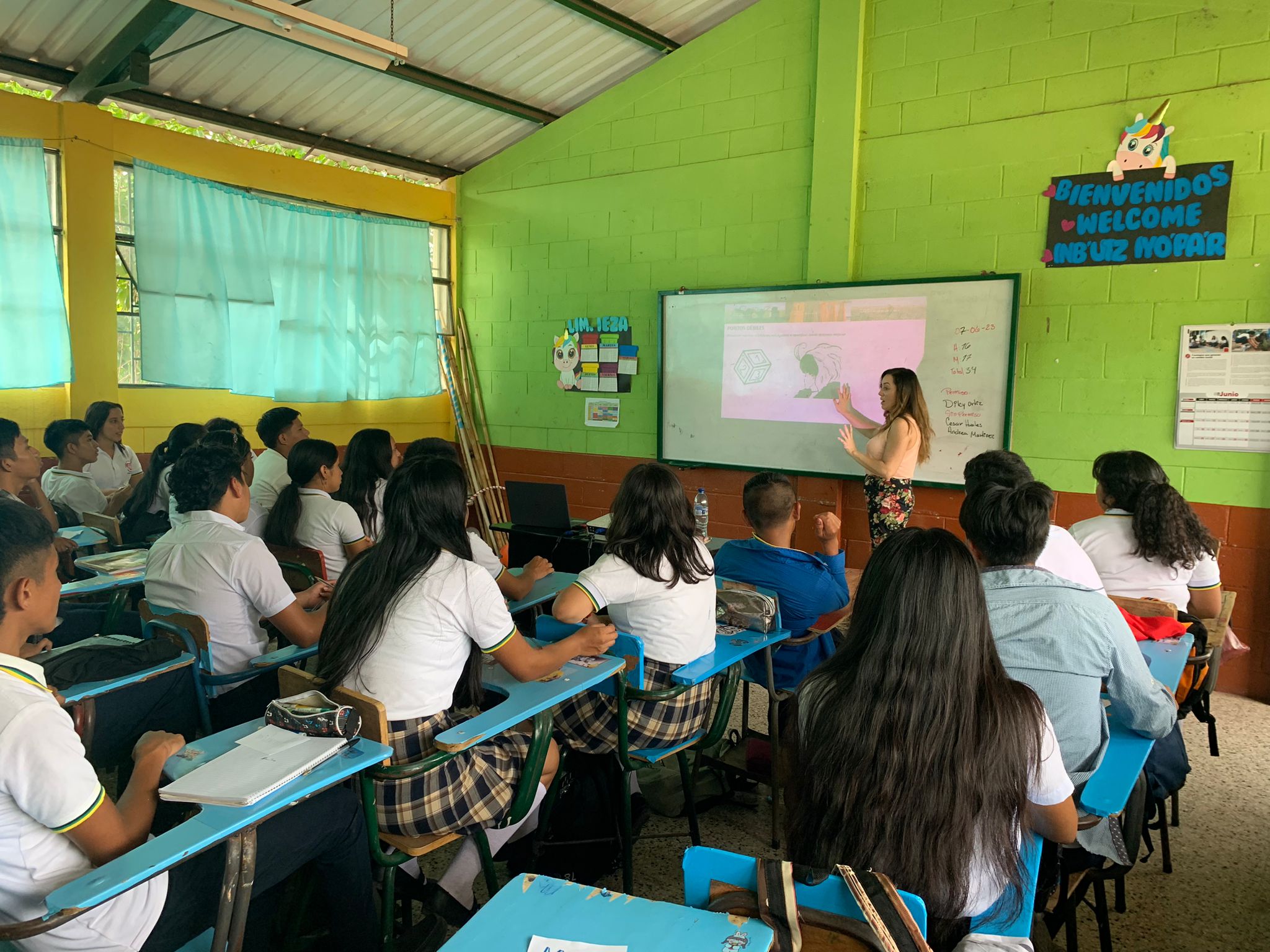 Viajamos con 3 profesionales de Sedatex a Guatemala para impartir formaciones a los alumnos y alumnas del Centro Fe y Alegría nº10 de Santa María de Jocotán