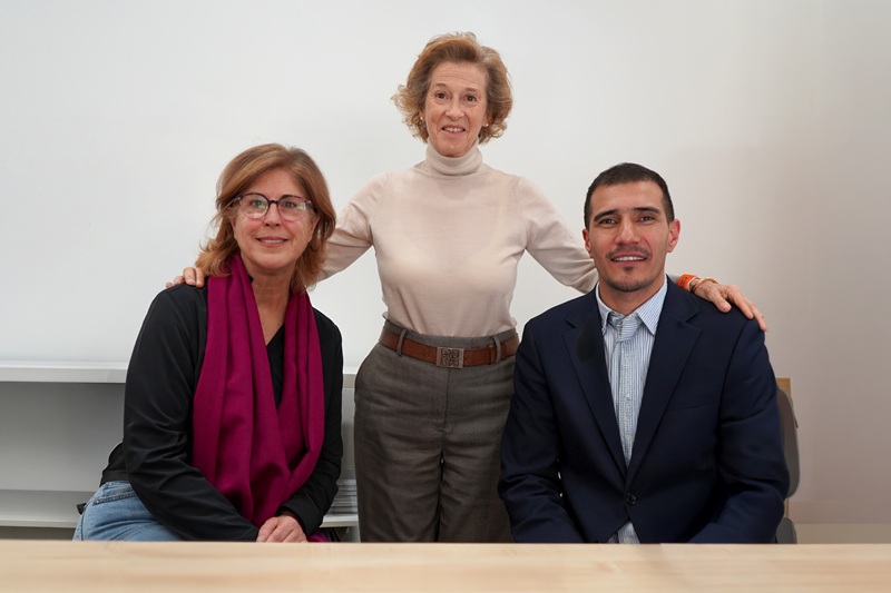 Julia Navarro conversa con Sohail Noori y Cristina Manzanedo: «Las personas afganas que son acogidas perciben la solidaridad de la sociedad española»